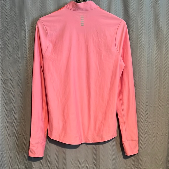 Under Armour Run Heat Gear Fitted Top - Picture 2 of 4